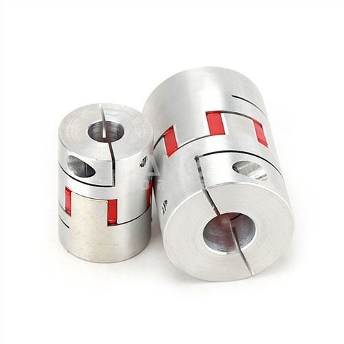 Starpsavienojuma sakabe